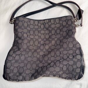 👜 Coach Signature Soho Flap Hobo Shoulder Bag